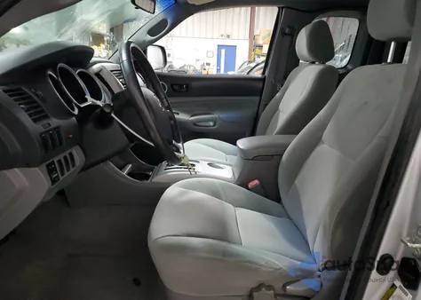 2005 Toyota Tacoma Access Cab from USA, damaged, VIN 5TETX22N65Z031306